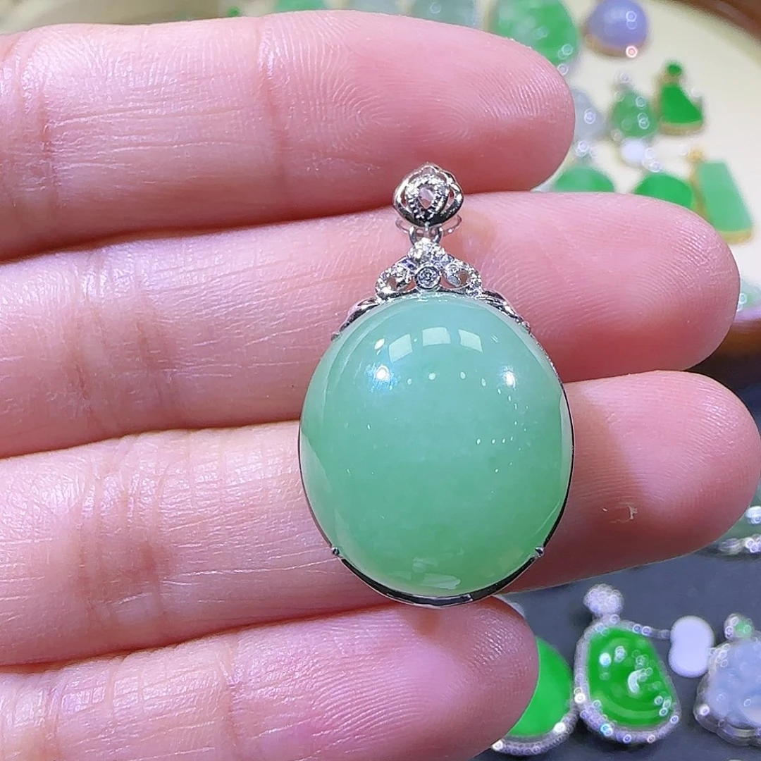 翡翠18K金镶嵌吊坠(不含链)