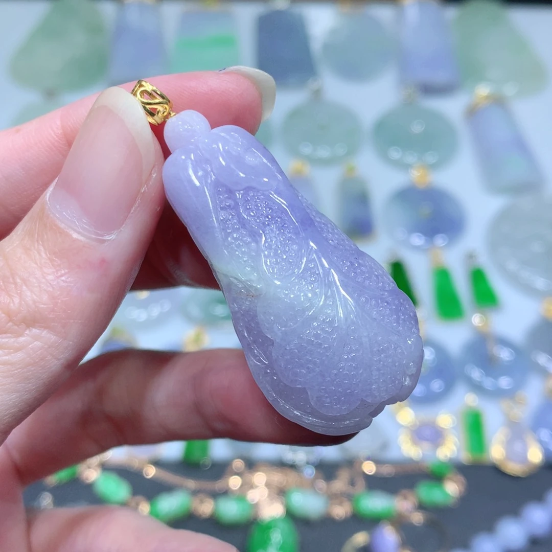 翡翠吊坠(不含链)18K金镶嵌