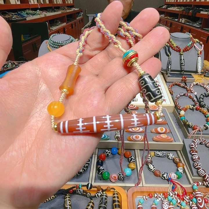 未镶嵌玛瑙/玉髓珠宝奇石