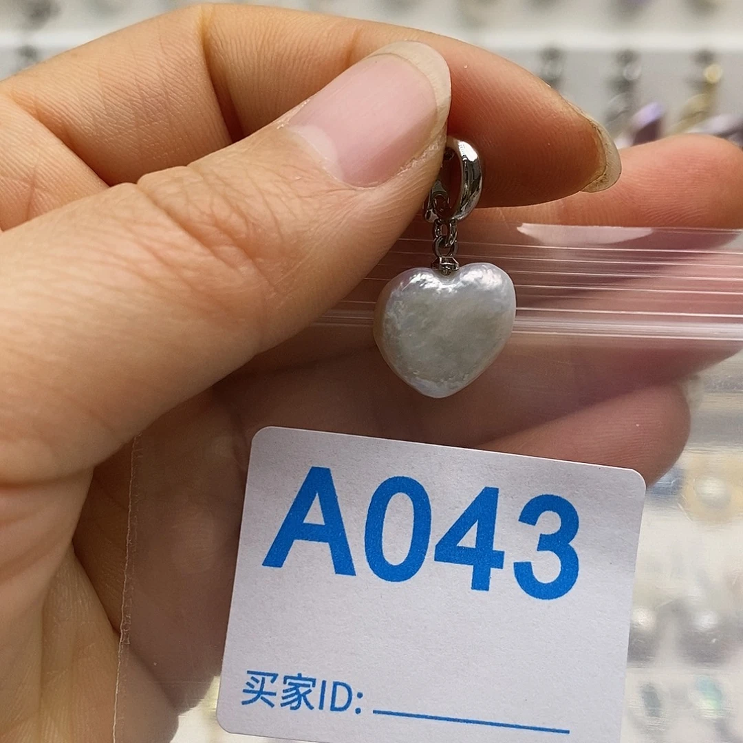 颈饰未镶嵌淡水珍珠