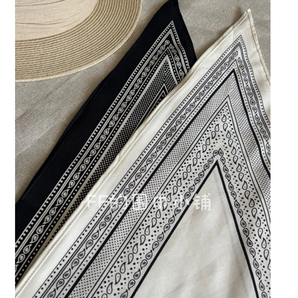 FF小铺｜135x60三角巾春夏薄款亲肤时尚百搭包头丝巾