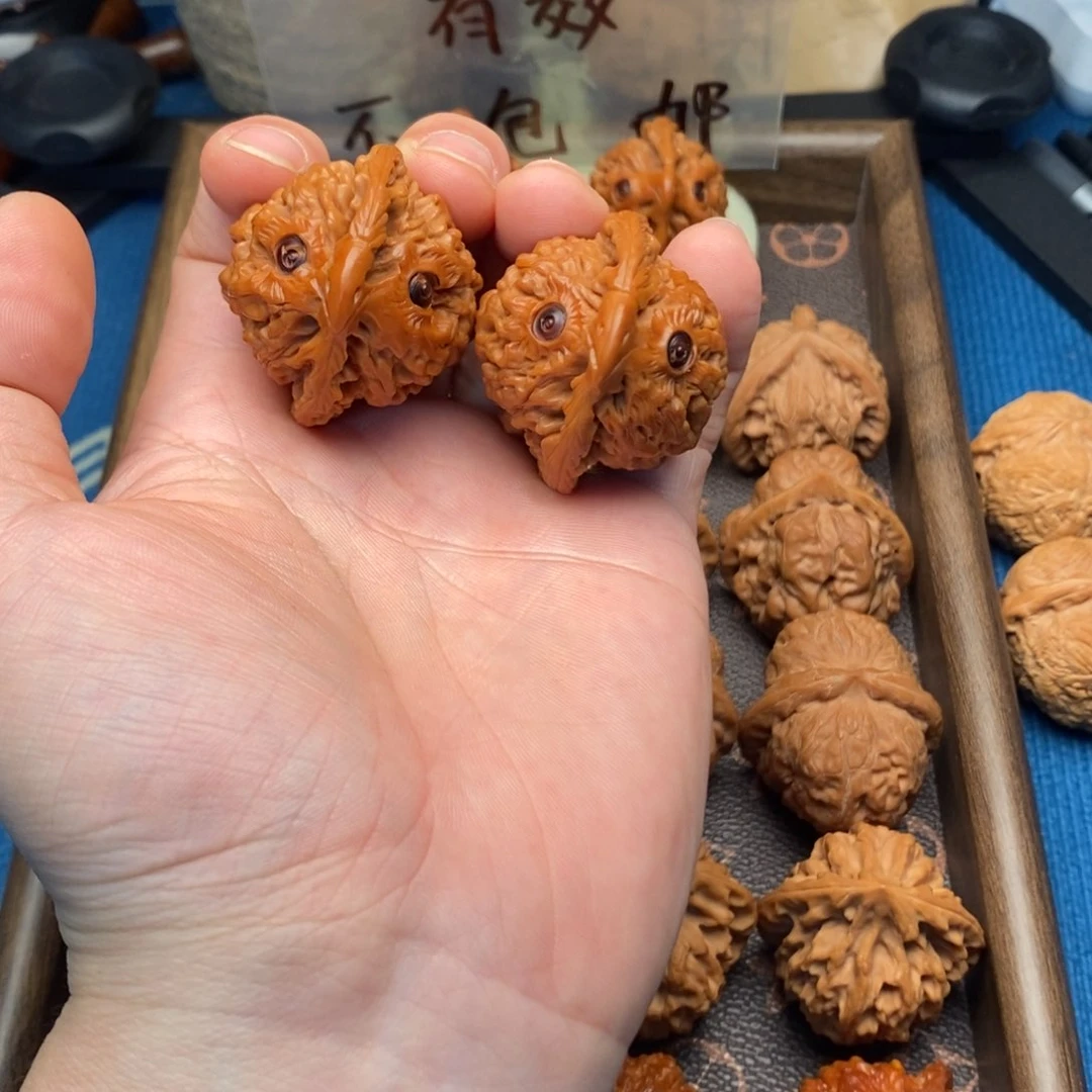招财鸟精品文玩核桃