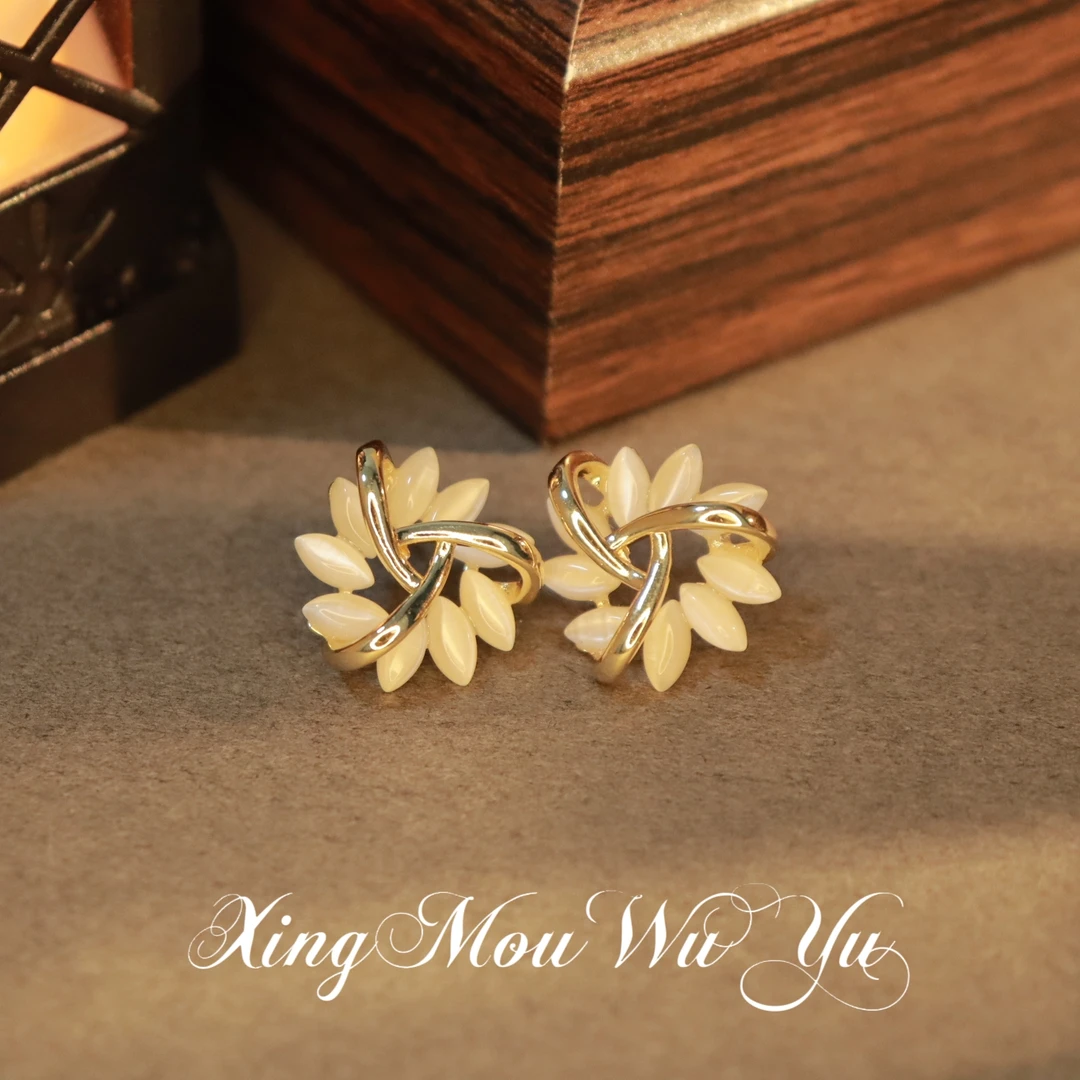 铜合金耳饰 【清辉】LM003新款S925银针猫眼石法式花瓣耳钉女简约