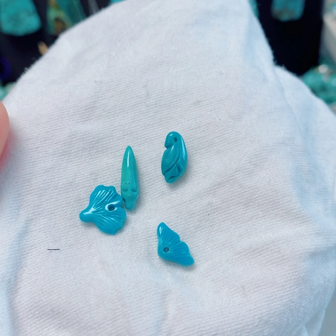 南红玛瑙未镶嵌珠宝奇石