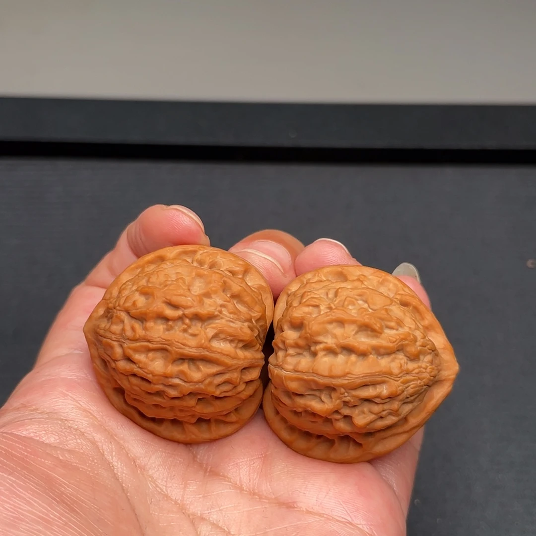 把件猴头核桃39×39全品头茬金牛狮子头XM3509