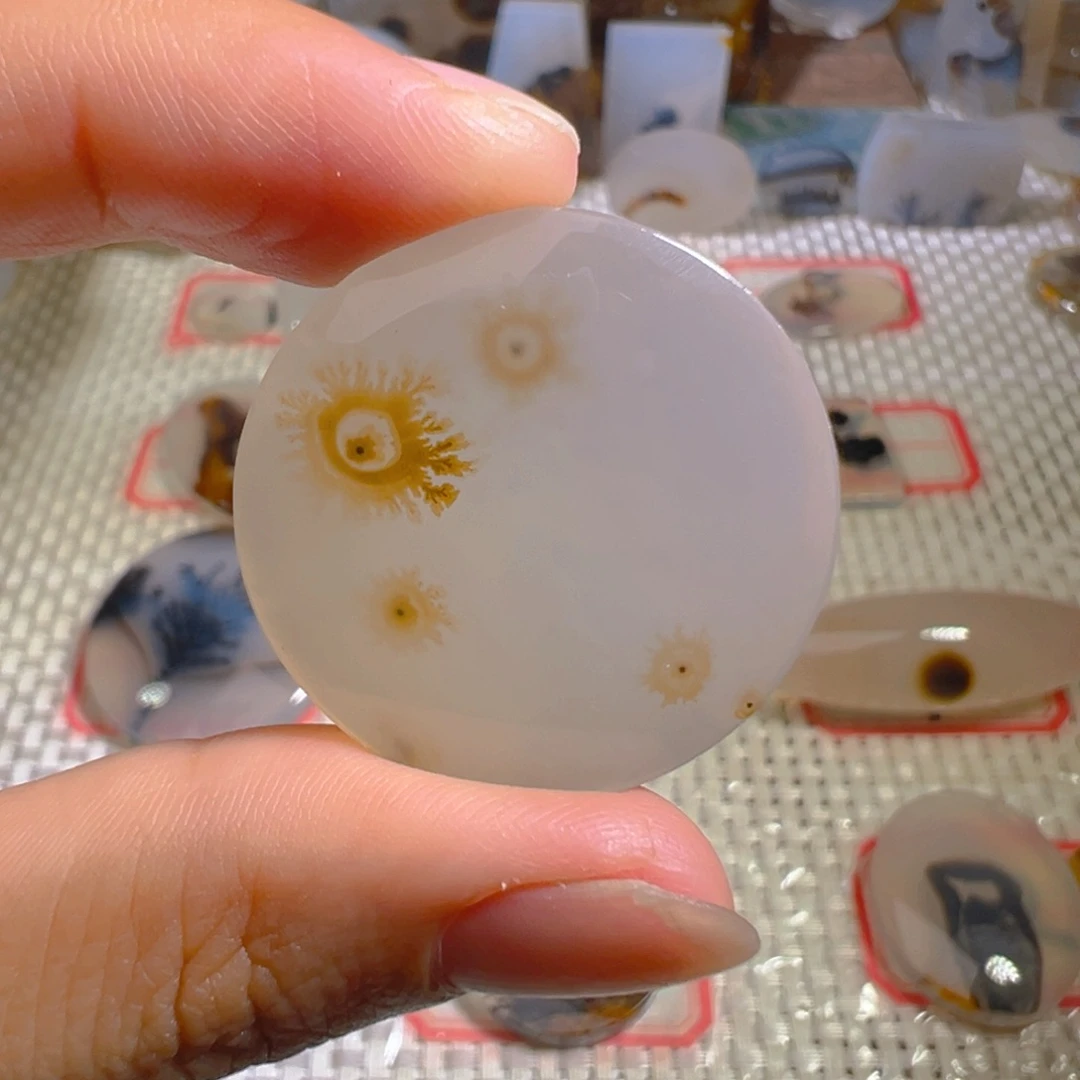 玛瑙/玉髓未镶嵌颈饰