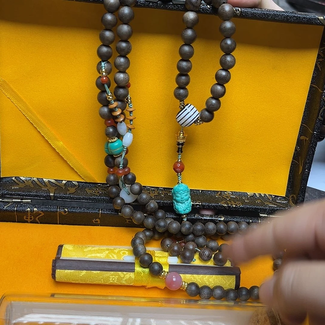 大叶紫檀（黑酸枝木类）