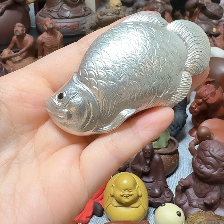 紫砂茶宠银龙鱼鱼