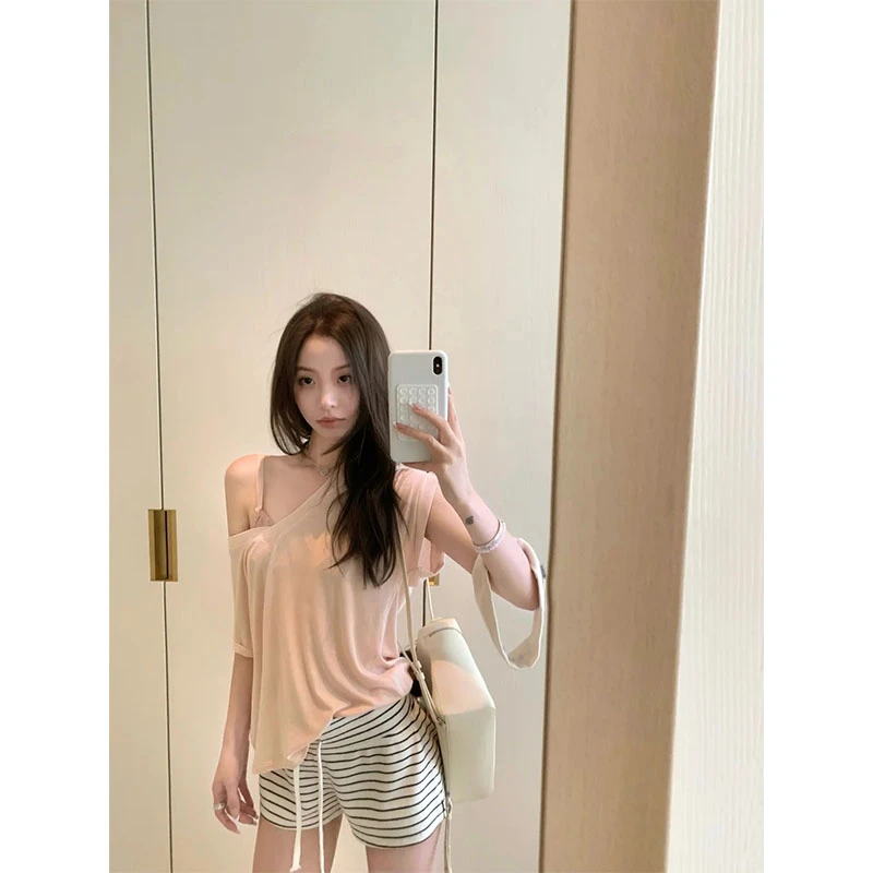 韩系小众宽松慵懒风V领短袖T恤温柔独特上衣高腰显瘦条纹休闲短裤