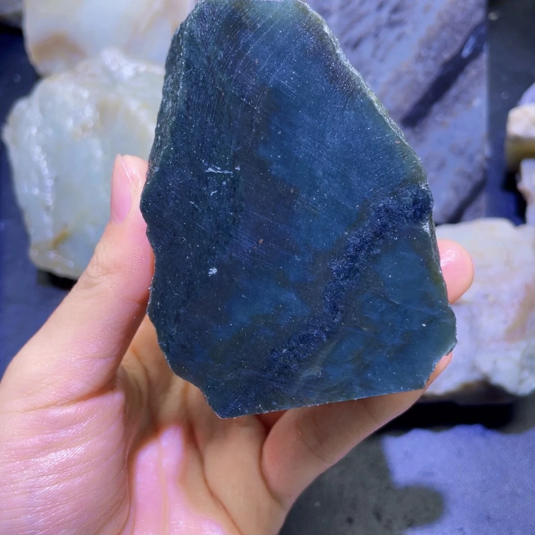 和田玉未镶嵌珠宝半成品