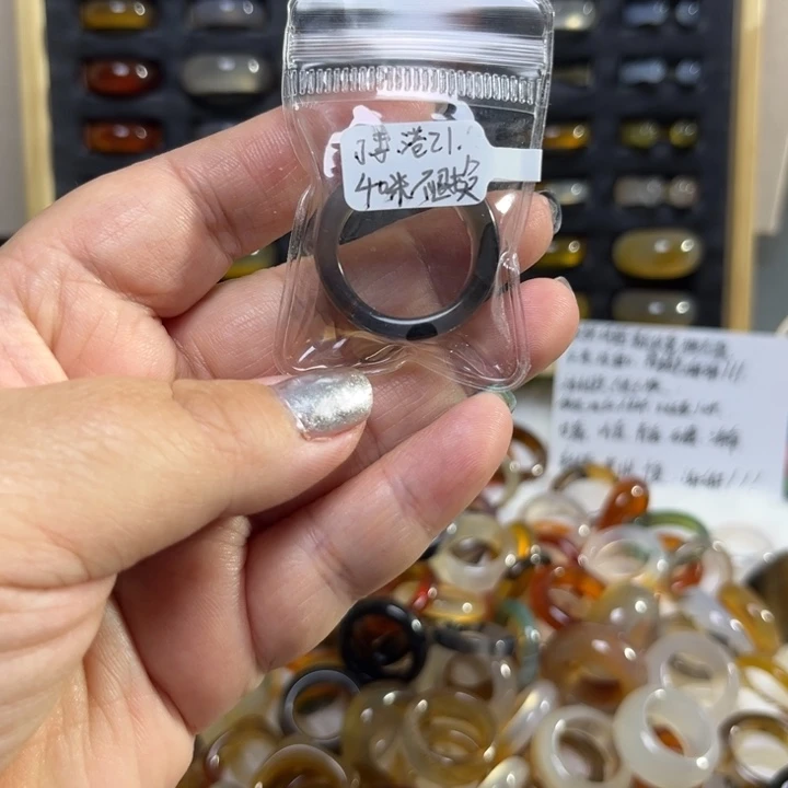 玛瑙/玉髓戒指未镶嵌等****李