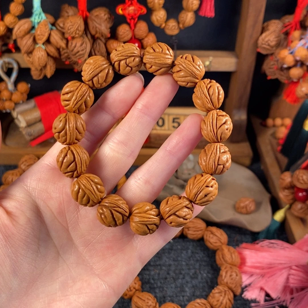 吊坠桃核桃枭手串