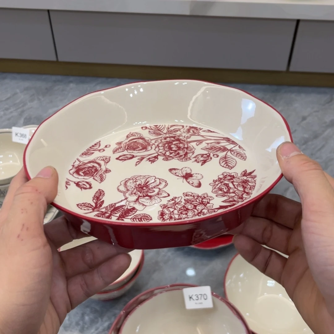 陶瓷微瑕餐具介意勿拍，满18飞！