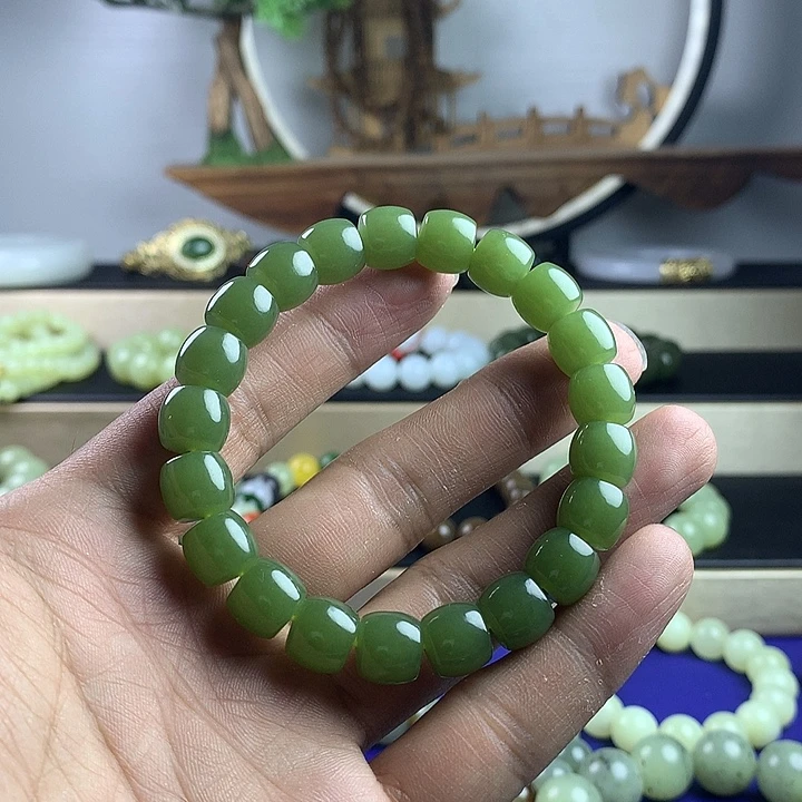 ᰔ***宝未镶嵌手串和田玉