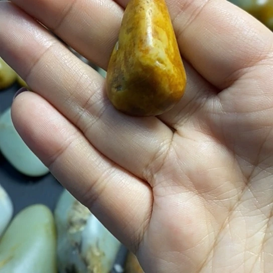 飞***哥和田玉未镶嵌挂件