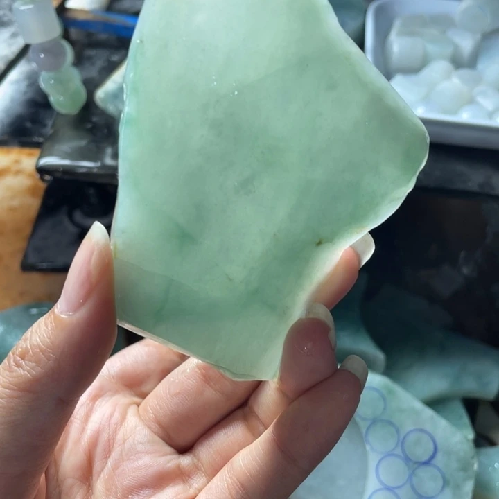 定制翡翠未镶嵌山水包工