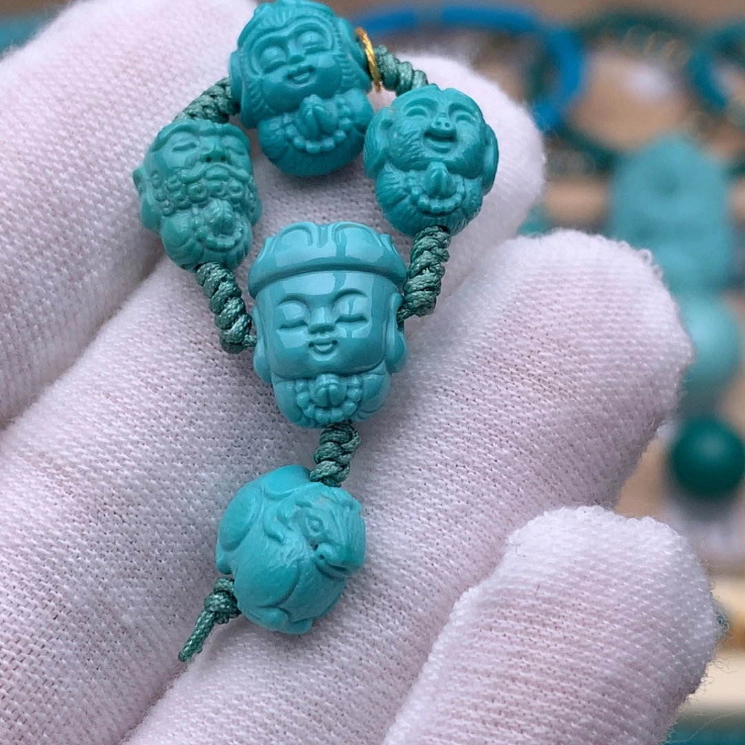 绿松石未镶嵌珠宝奇石