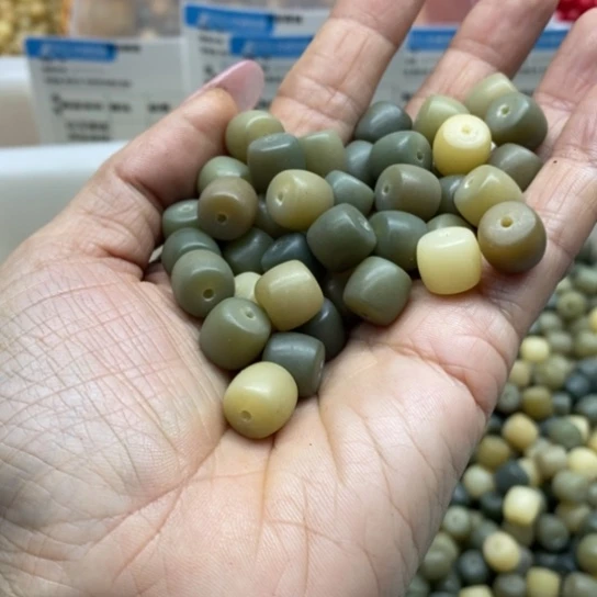 吊坠白玉菩提10/9青提渐变直切100卡灯牌宠100