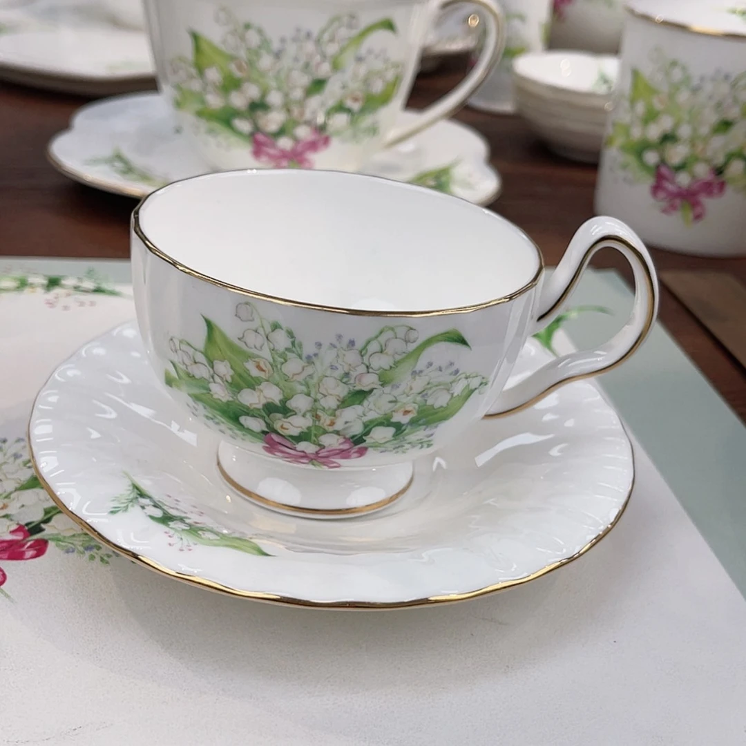 【闪购商品】瓷片绚**放四个——————