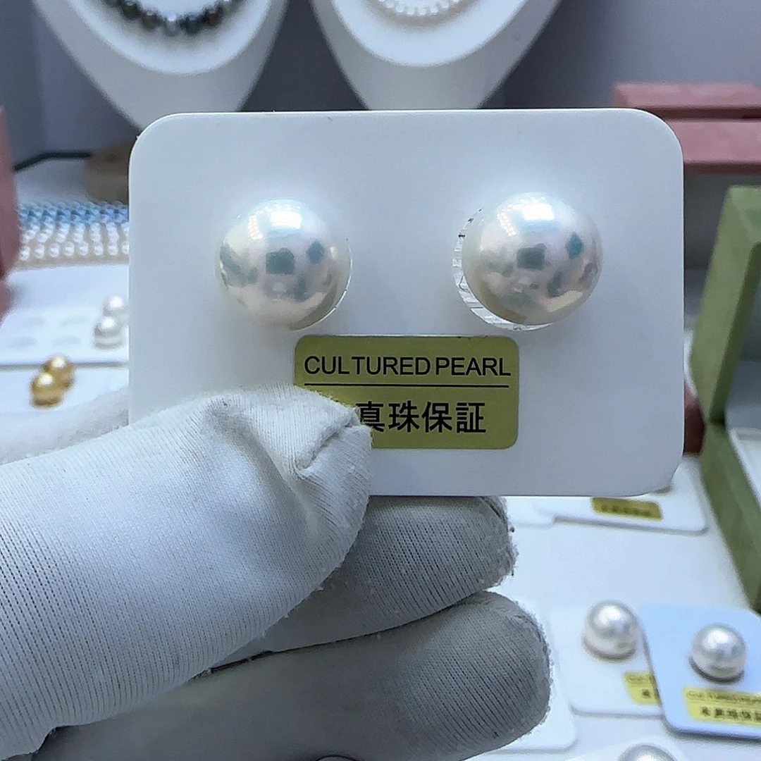 18K金镶嵌淡水珍珠耳饰