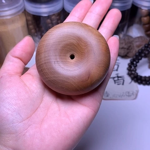 檀香木把件老山檀香大面包圈微瑕