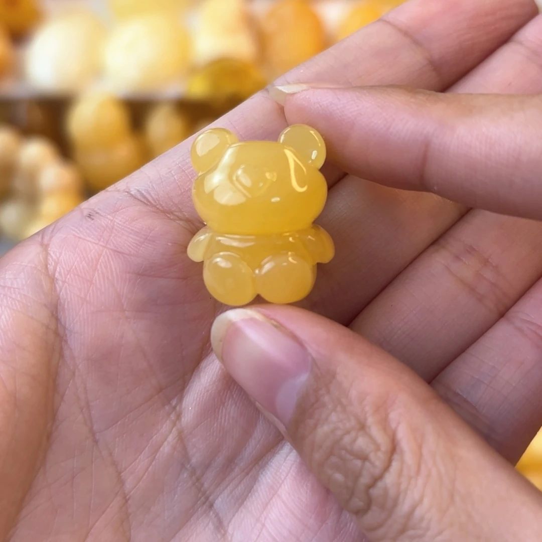 琥珀颈饰未镶嵌蜜蜡