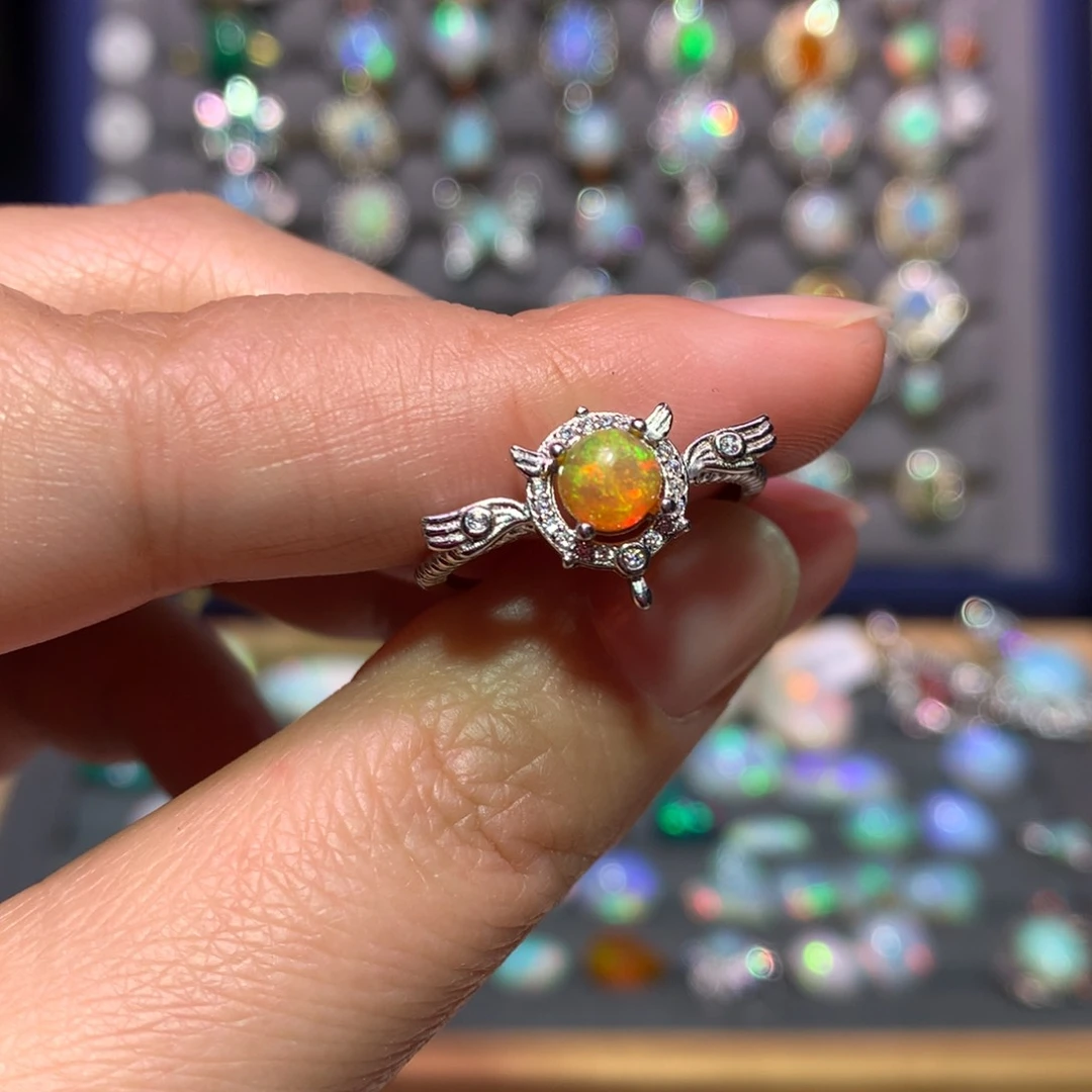 银S925镶嵌欧泊戒指特价不退换