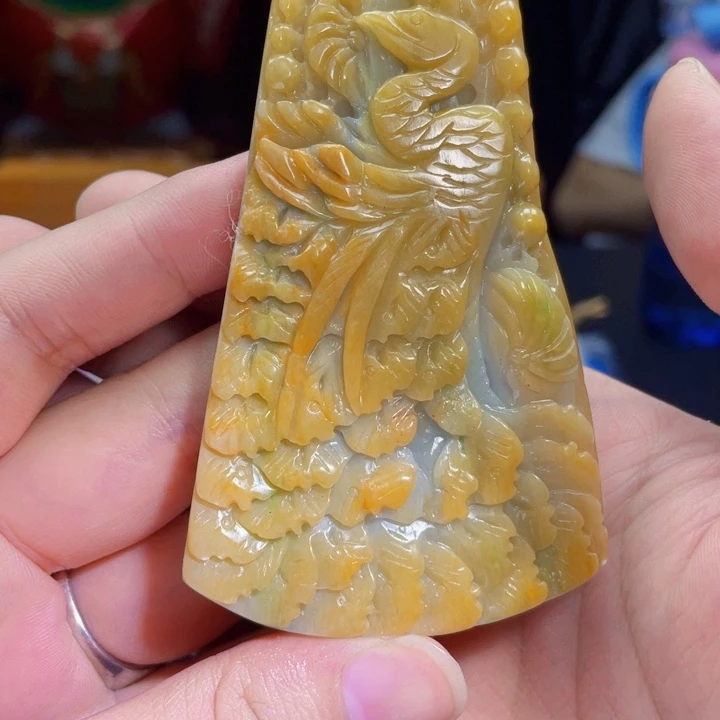 翡翠未镶嵌吊坠(不含链)A127