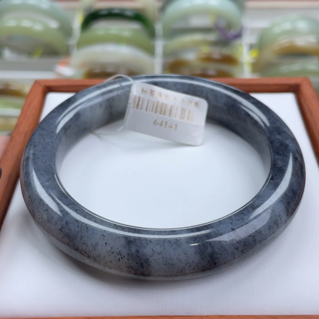 【闪购商品】未镶嵌手镯和田玉63 56/57