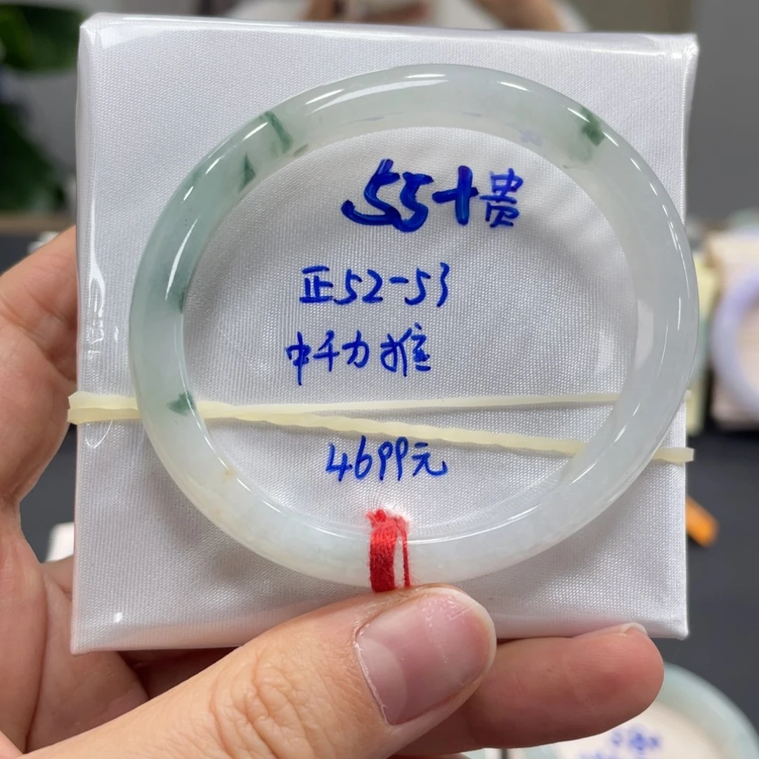 翡翠未镶嵌手镯翡翠