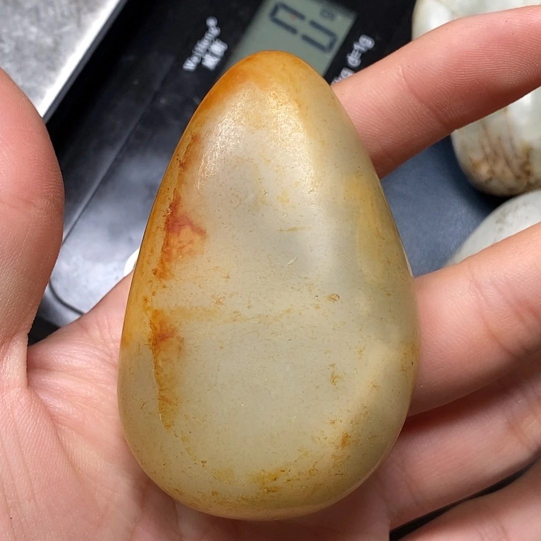 和田玉（糖玉）未镶嵌珠宝奇石