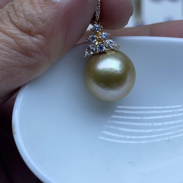 汪***赢颈饰淡水珍珠银S925镶嵌
