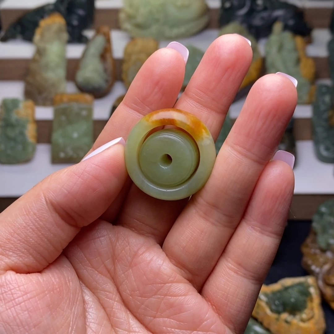 岫岩河磨玉（透闪石质玉）戒圈未镶嵌任***字