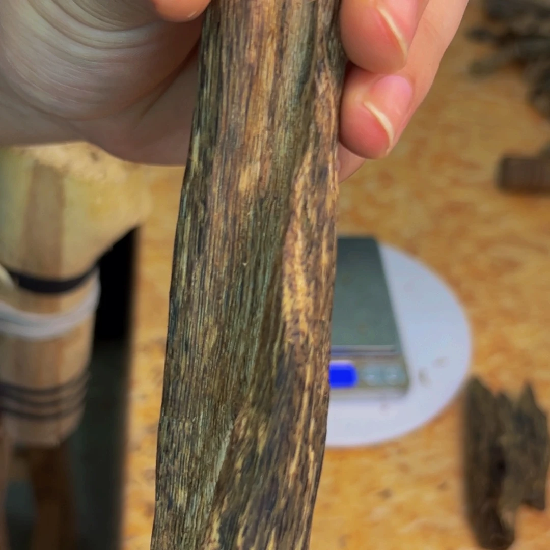 沉香碎屑沉香沉香