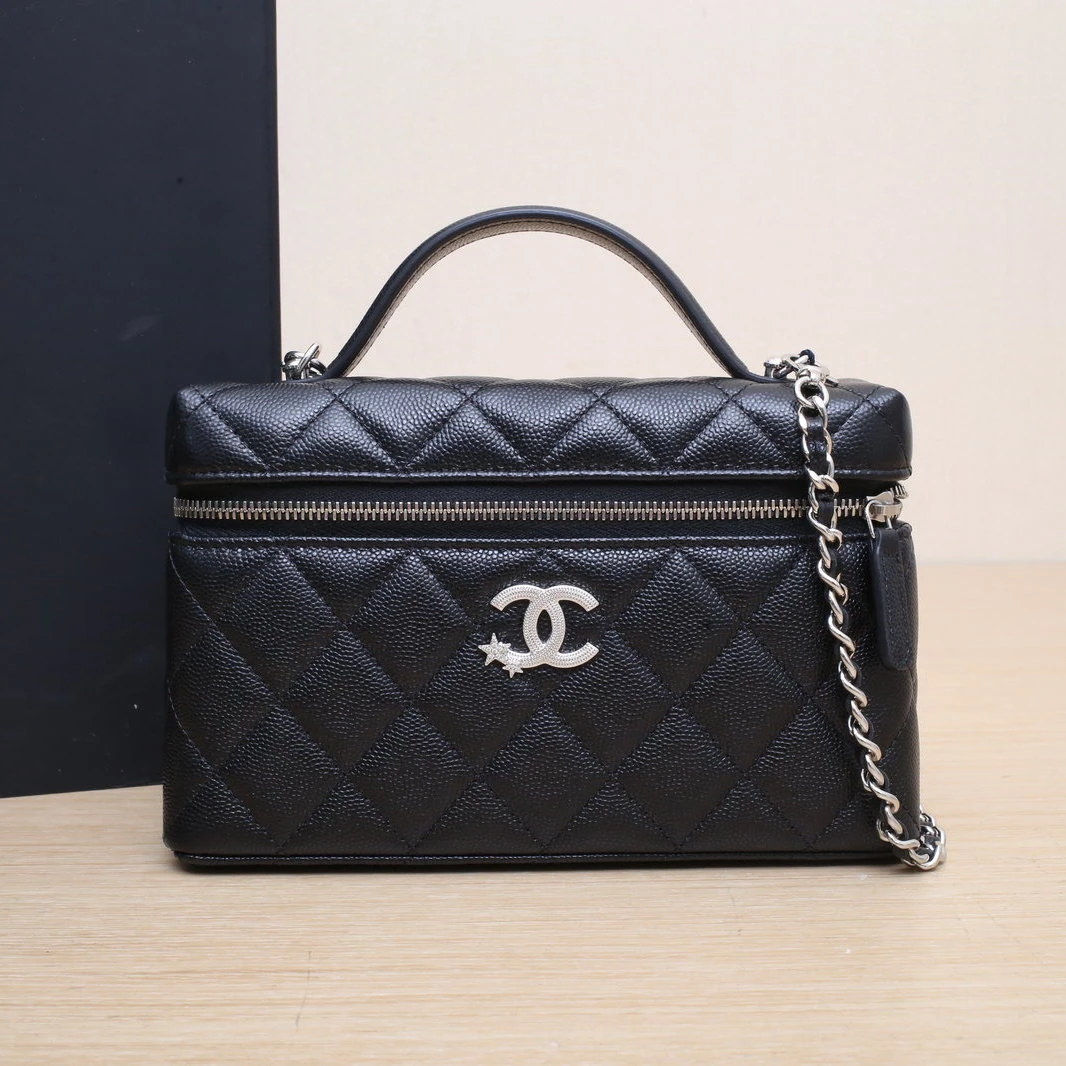 99新 Chanel/香奈儿 【欢欢活动】黑色镭射标 25B Lp 盒子包