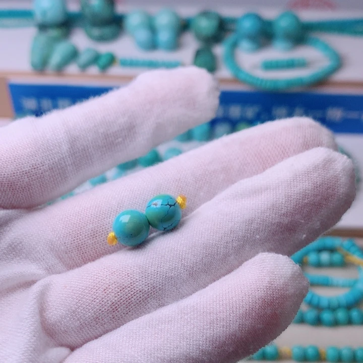 绿松石未镶嵌挂件