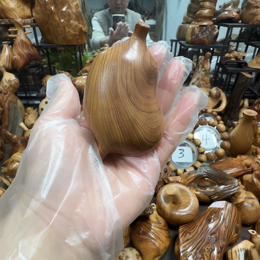 柏木（崖柏）太行崖柏陈化黑油闻香手把件