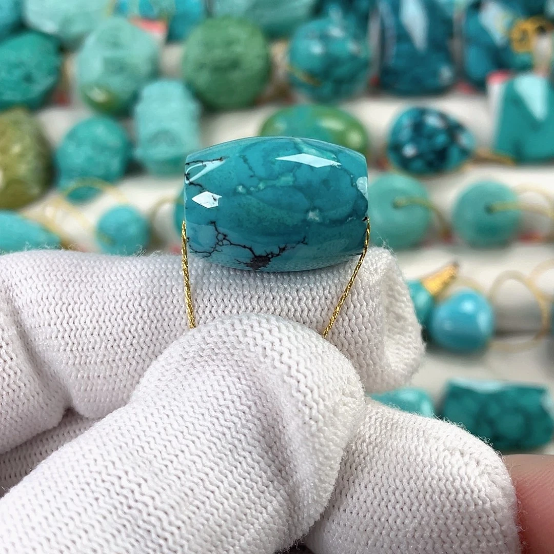 绿松石未镶嵌挂件直径15.6