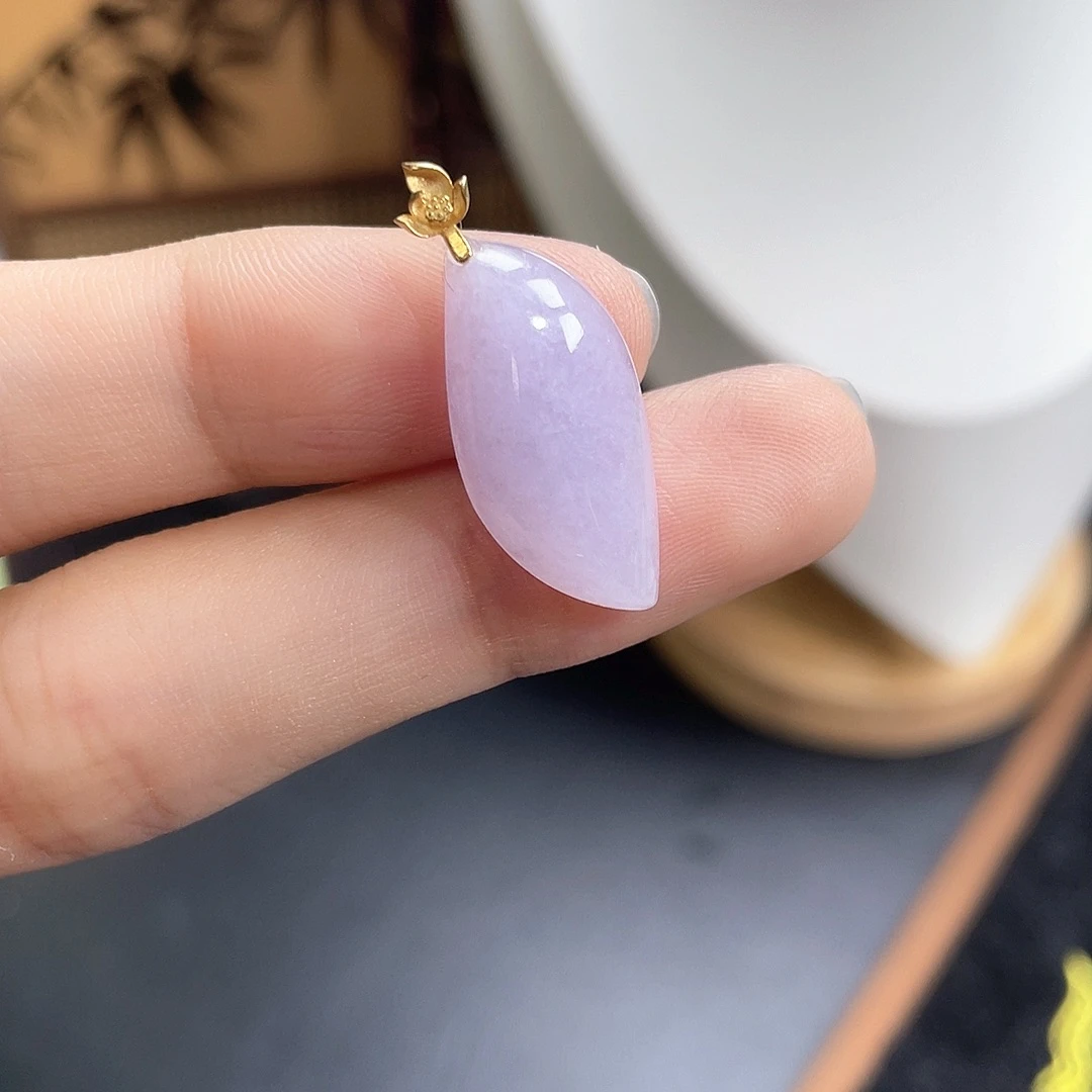 定制翡翠18K金镶嵌随行吊坠