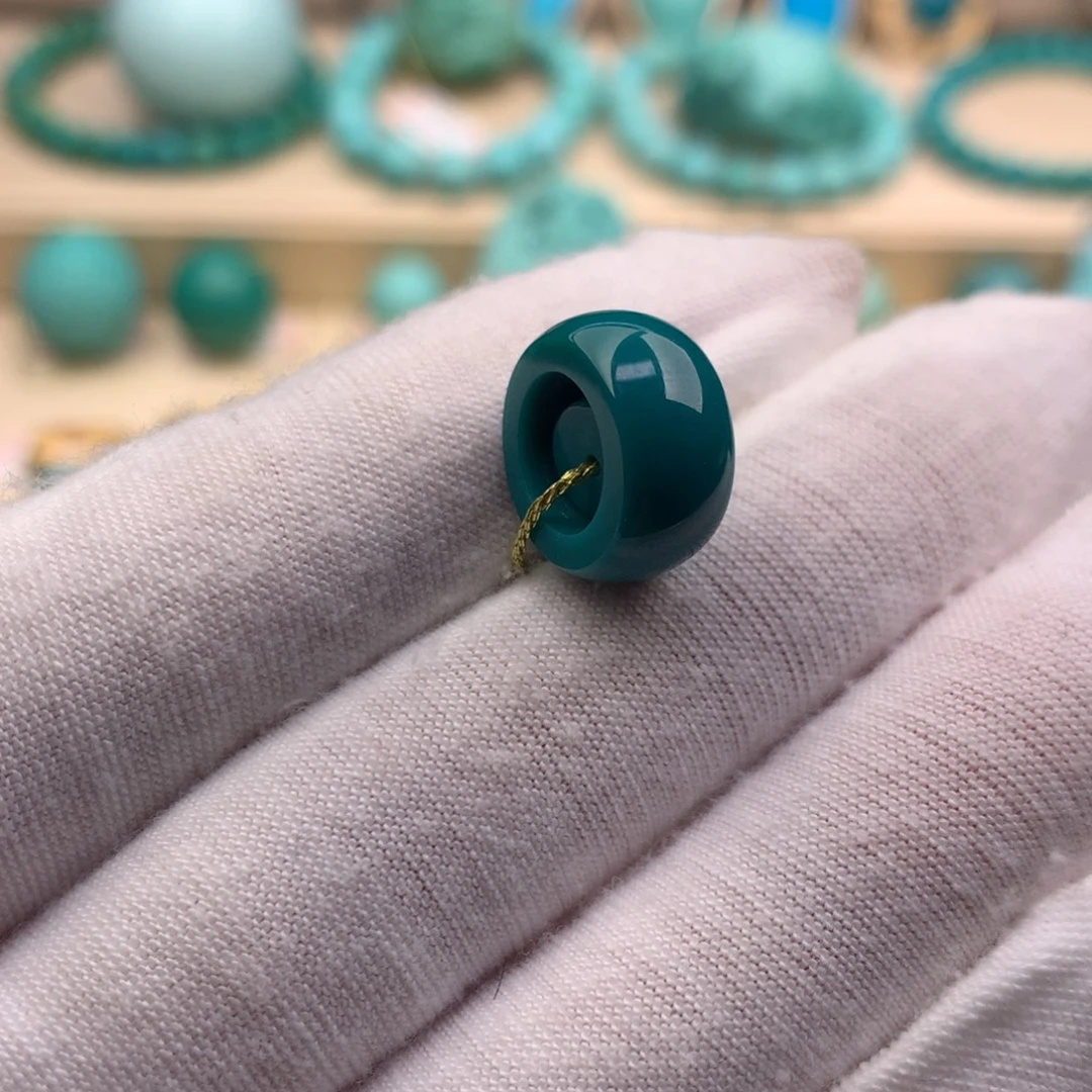 绿松石未镶嵌珠宝奇石内径8.2