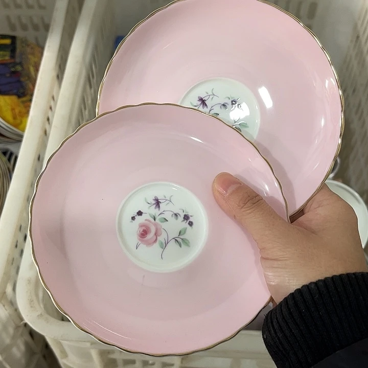 瓷片瑕疵福利粉色碟子两个