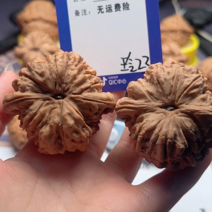 吊坠文玩核桃大***7文玩核桃啊件23