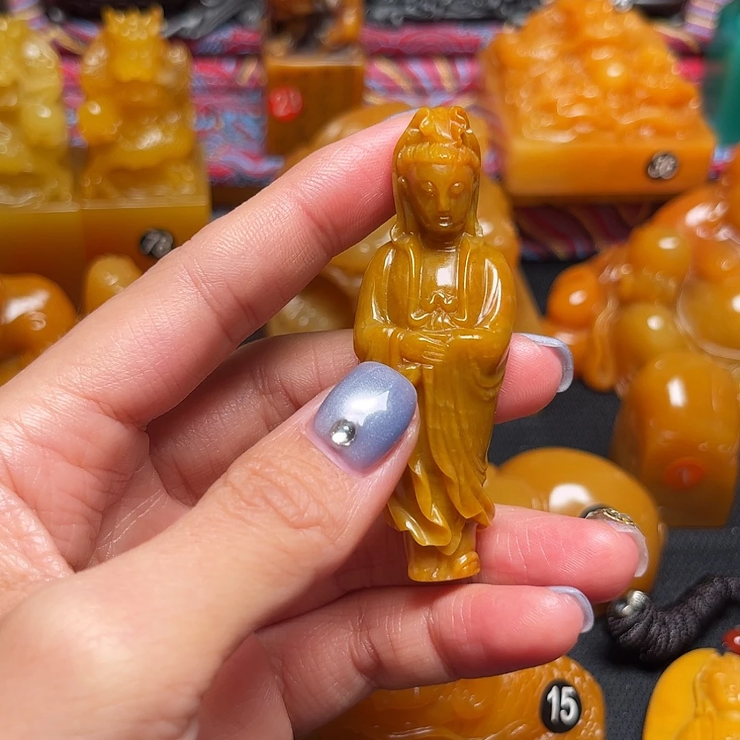 耿***直田黄石石雕石雕石雕