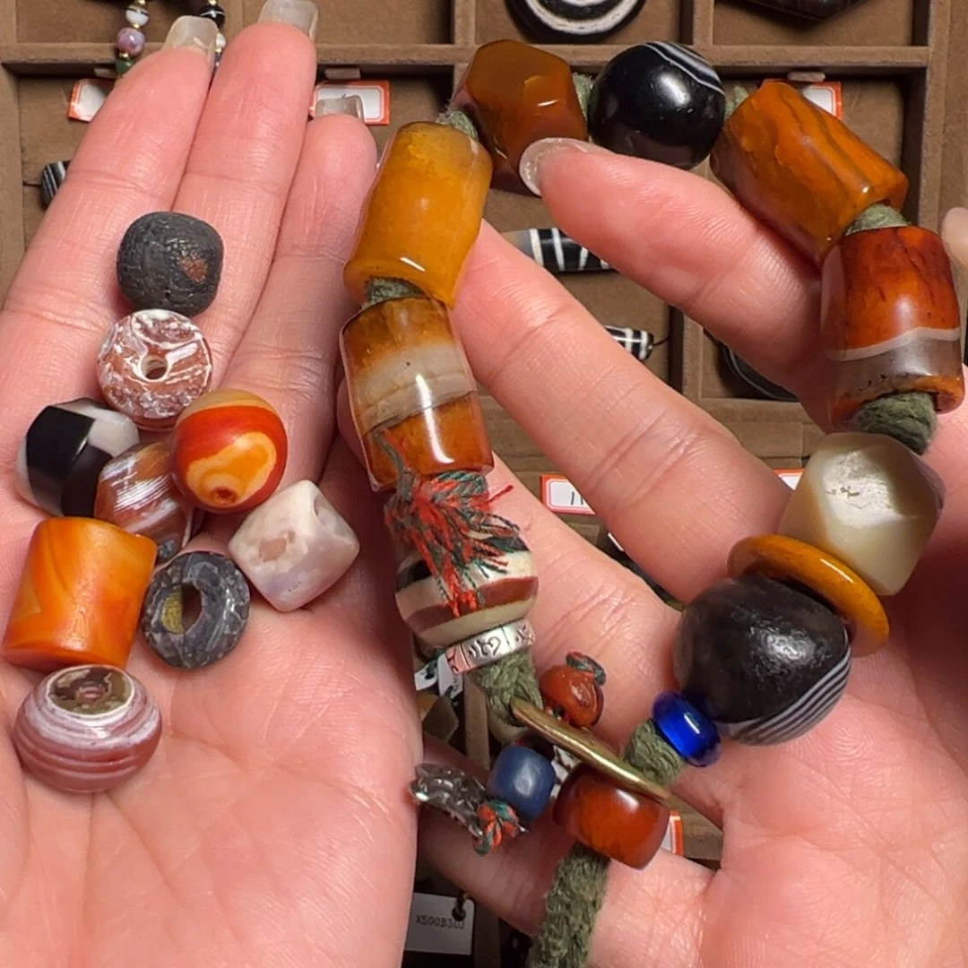 玛瑙/玉髓手串未镶嵌了*