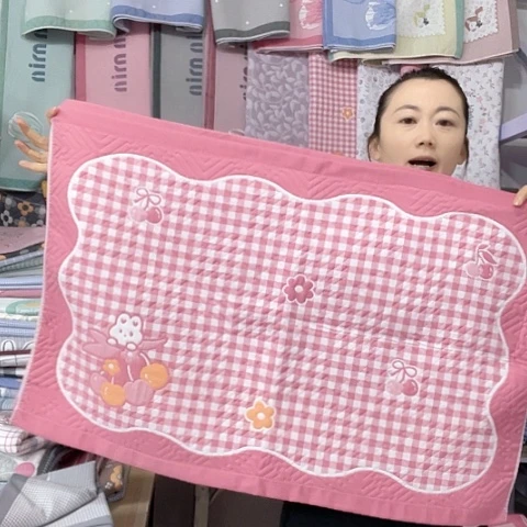 棉特价粉色小格子