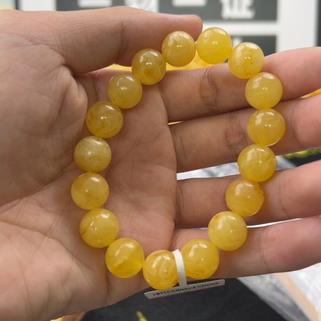 未镶嵌琥珀珠宝奇石