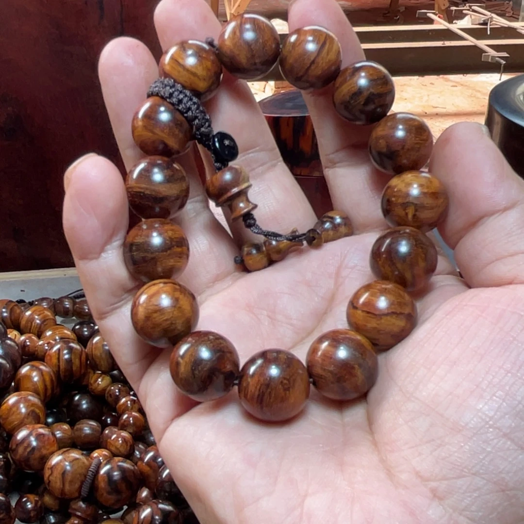 小****黄花梨/降香黄檀1.5油梨手串637号