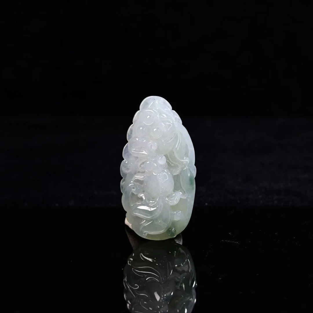 天然缅甸翡翠A货力争上游/ZHX25246/拍卖