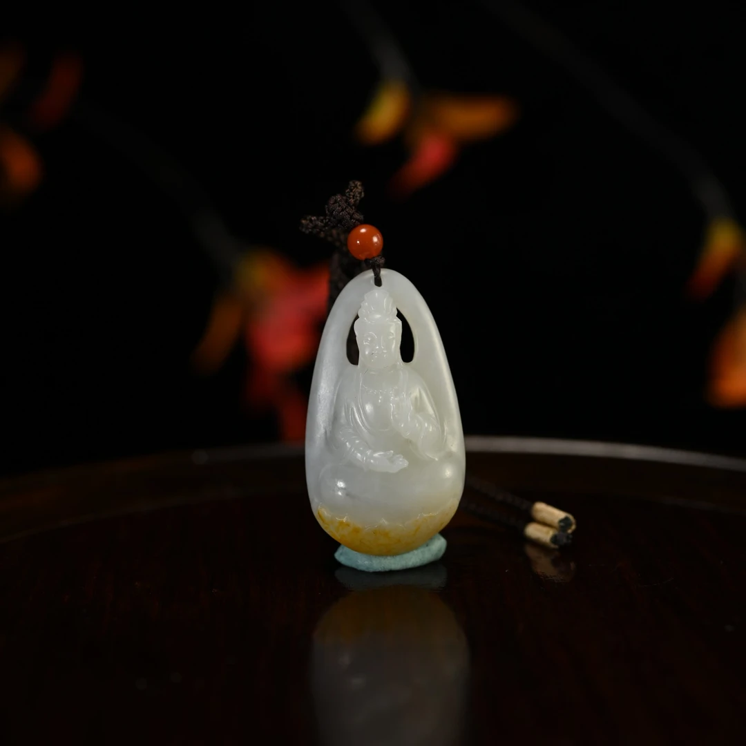 LOT8847和田玉观音挂件/杭拍