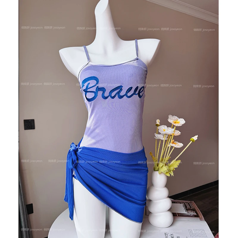 泳衣女2025新款高级感连体吊带三角游泳馆显瘦遮肚女士泡温泉泳装